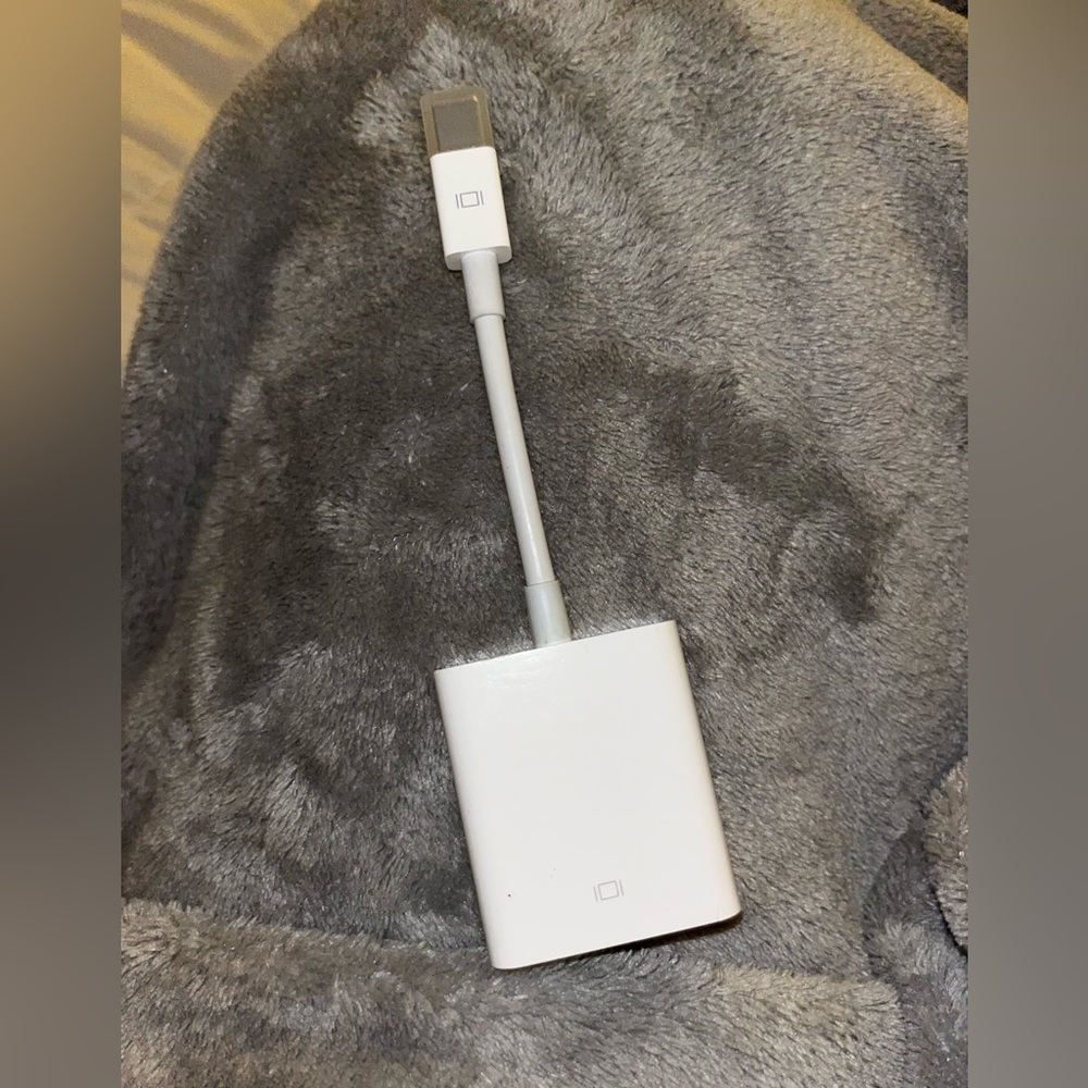 Apple Mini DisplayPort to VGA Adapter